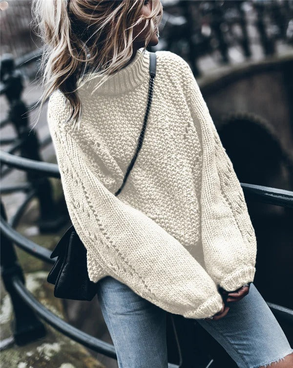 Pull femme – Maille épaisse – Coupe oversize – Col roulé – Manches ajourées