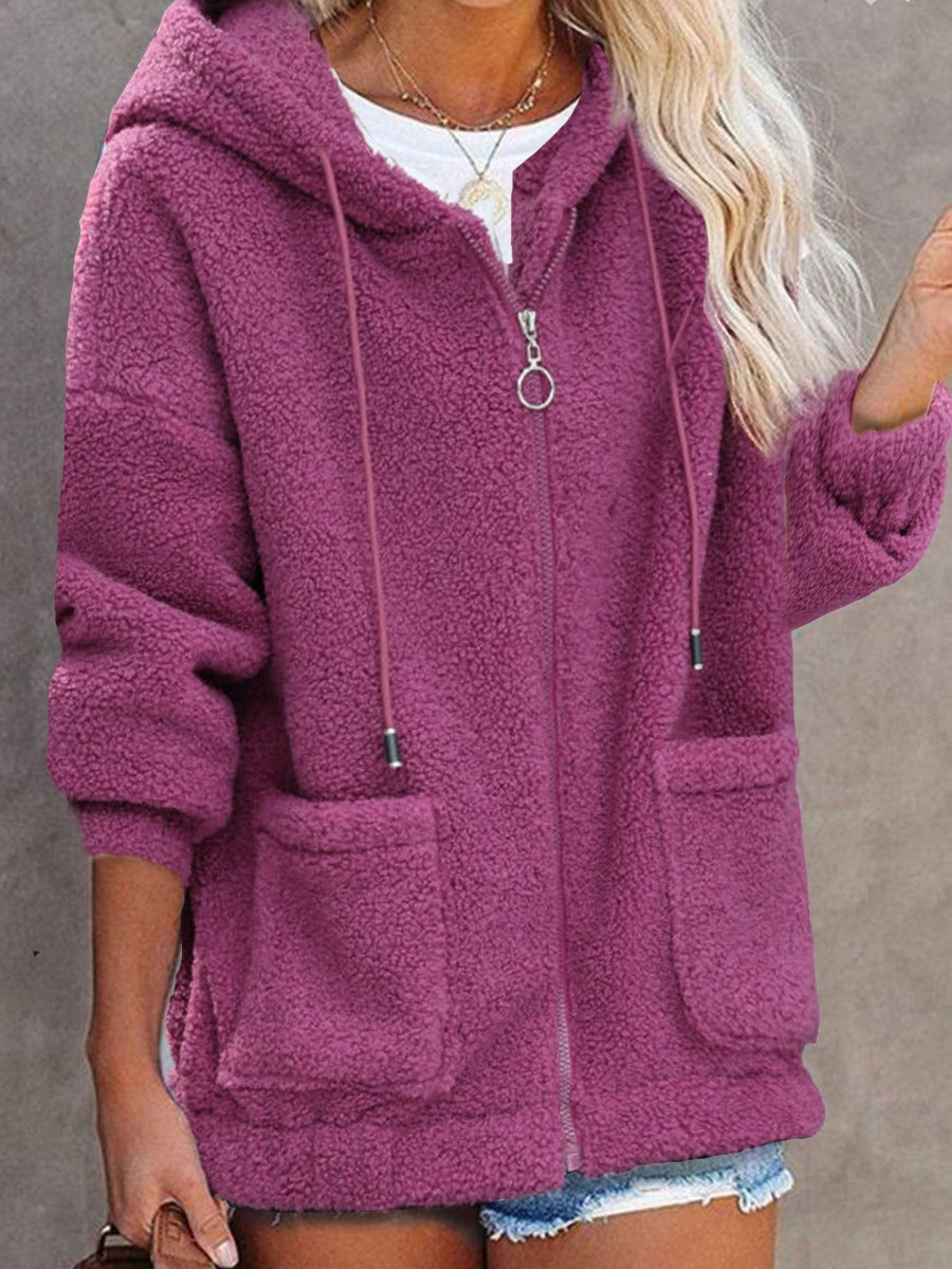 Veste à capuche femme – coupe oversize – texture sherpa douce – poches zippées