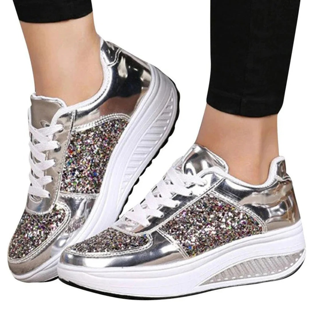 Baskets femme – Semelle plateforme – Finition brillante – Détails pailletés – Basse