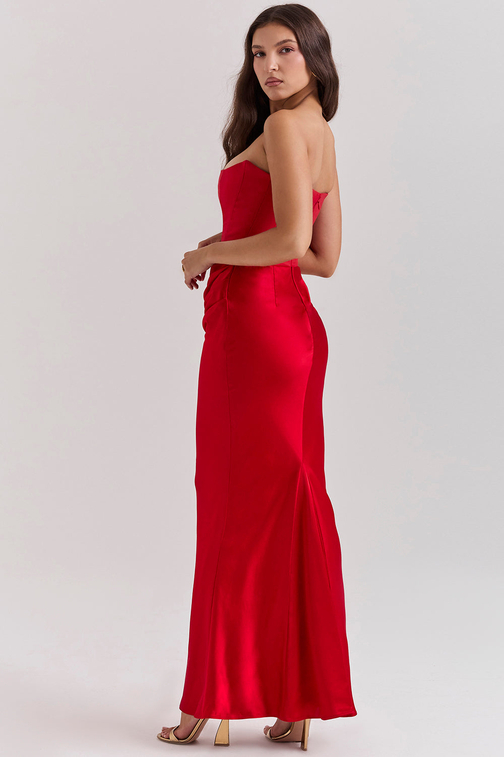 Robe Longue Femme – Satin Luxe – Bustier Structuré – Coupe Ajustée Élégante