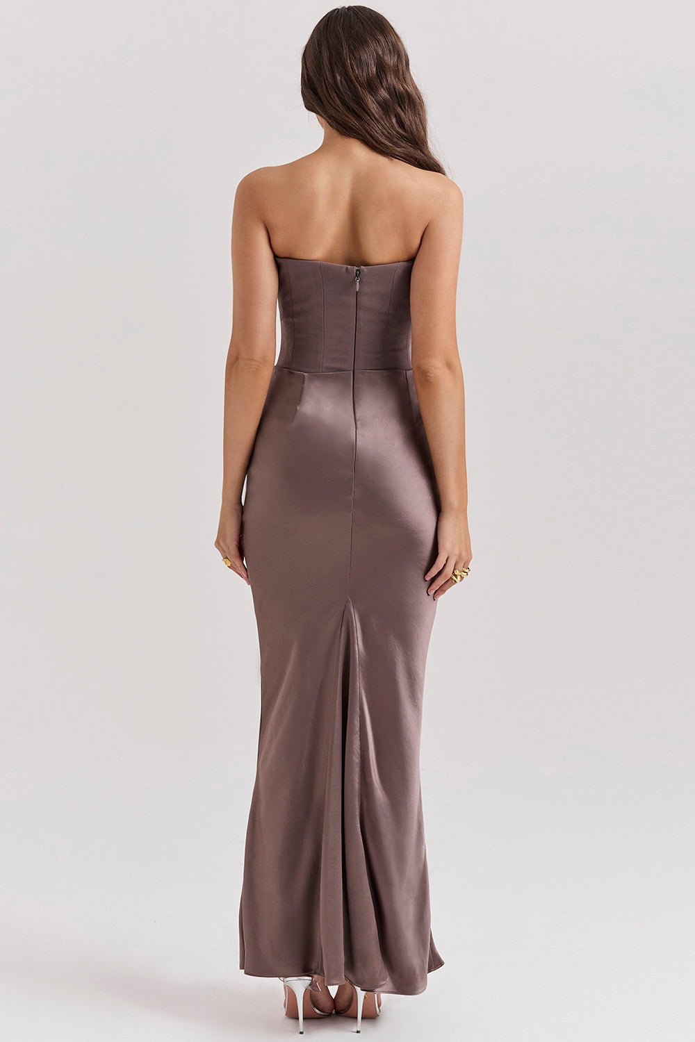 Robe Longue Femme – Satin Luxe – Bustier Structuré – Coupe Ajustée Élégante