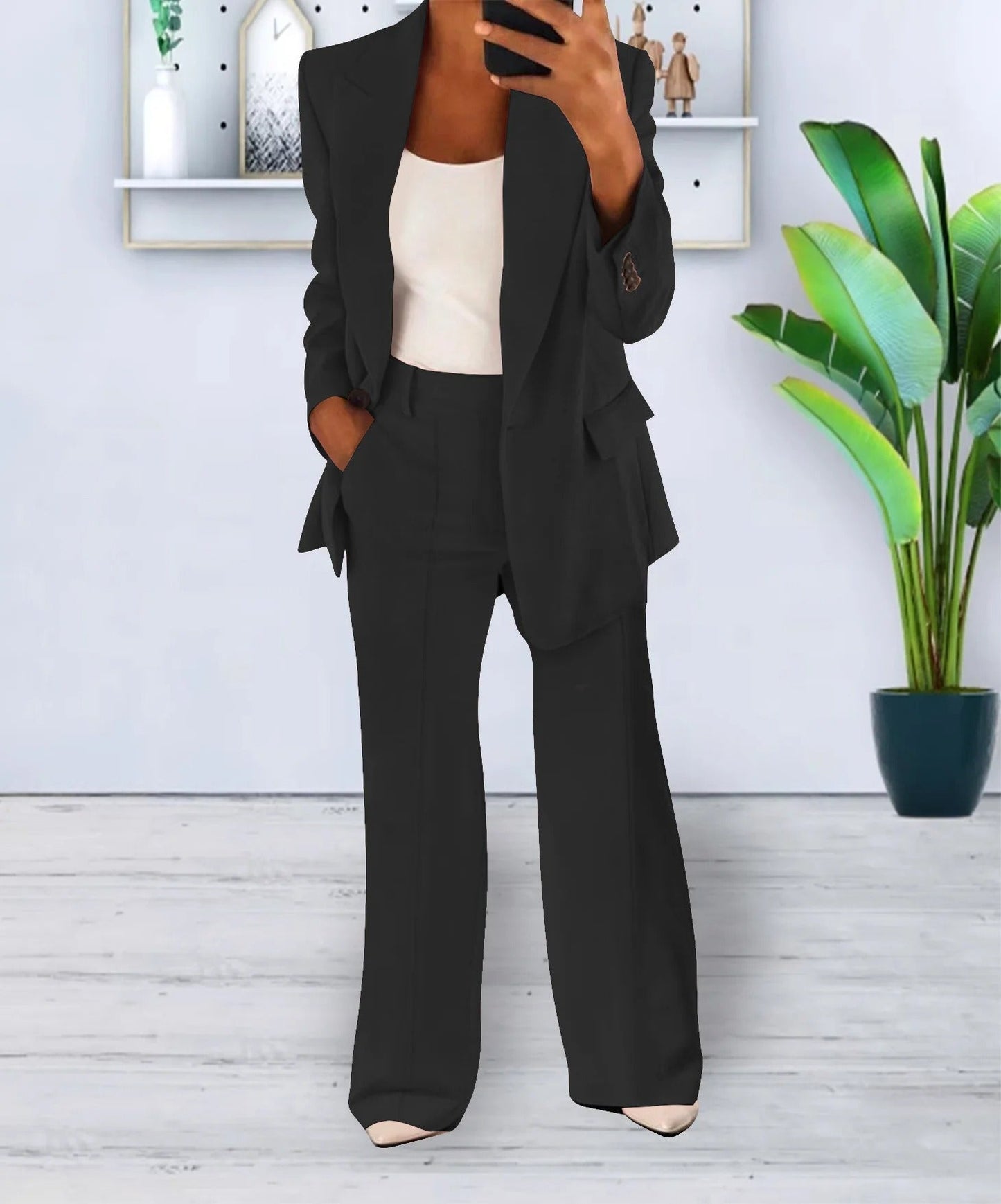 Blazer femme – Coupe cintrée – Fermeture un bouton – Poches à rabat – Tissu structuré