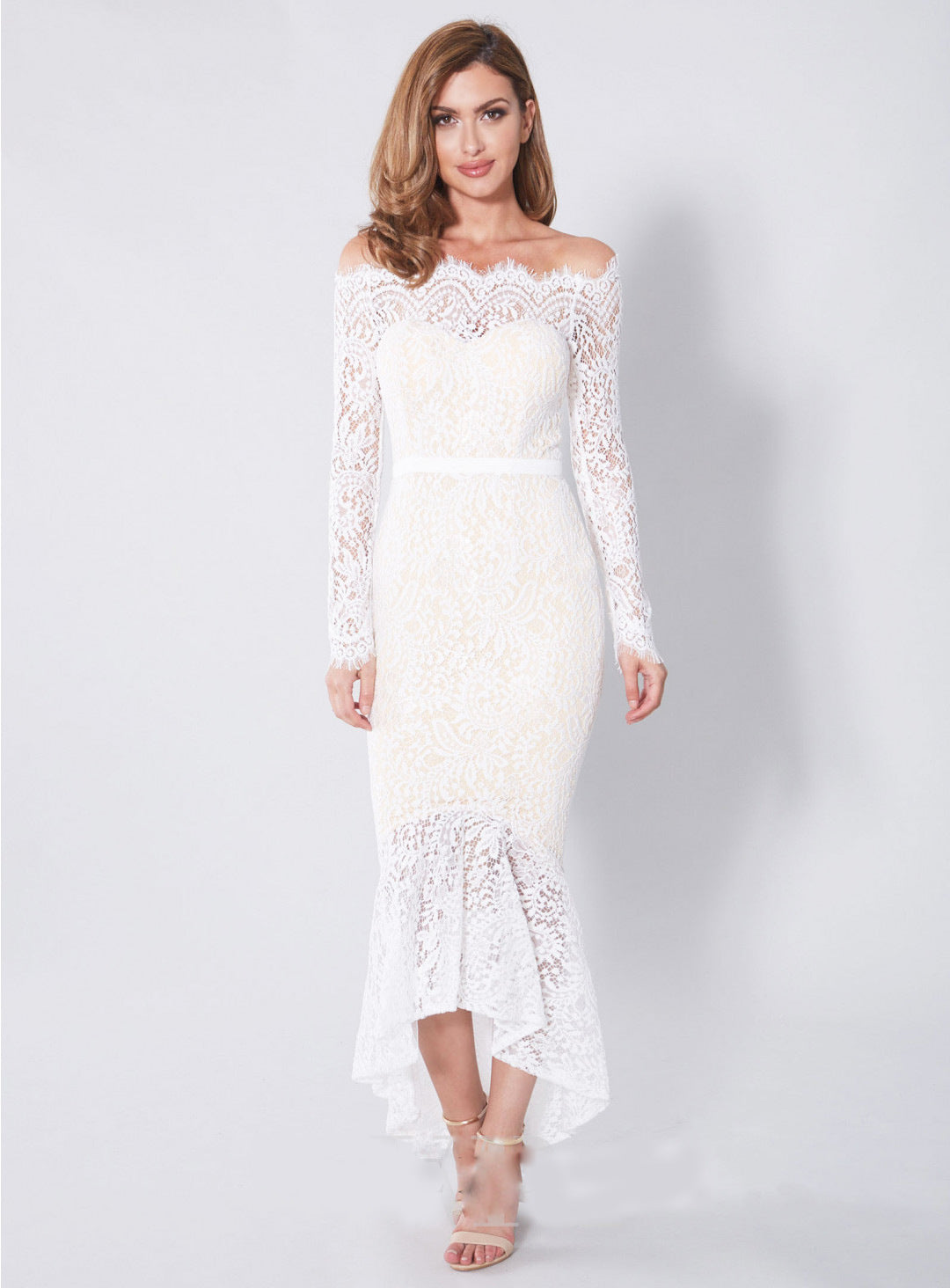 Elégante robe de soirée à manches longues en dentelle avec ourlet plongeant pour femmes