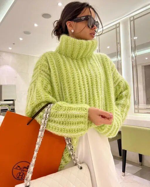 Pull femme col roulé – Coupe oversize – Maille épaisse – Laine douce – Côtelé