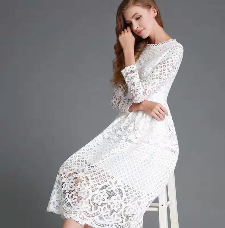 Robe midi femme – Dentelle élégante – Manches longues – Coupe évasée chic