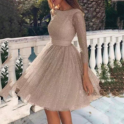 Robe femme évasée – Tulle léger – Manches 3/4 transparentes – Détails scintillants