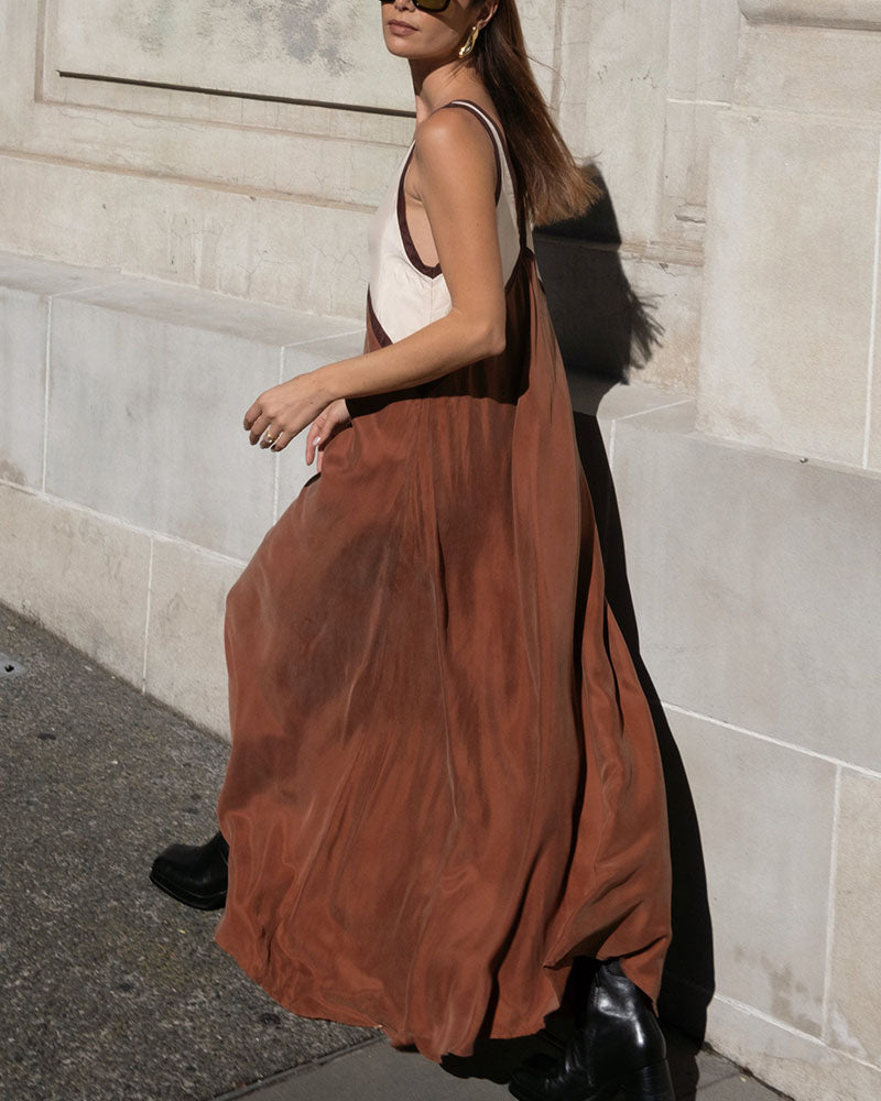 Robe Longue Sans Manches Femme - Décolleté V - Coupe Fluide - Élégante et Confortable