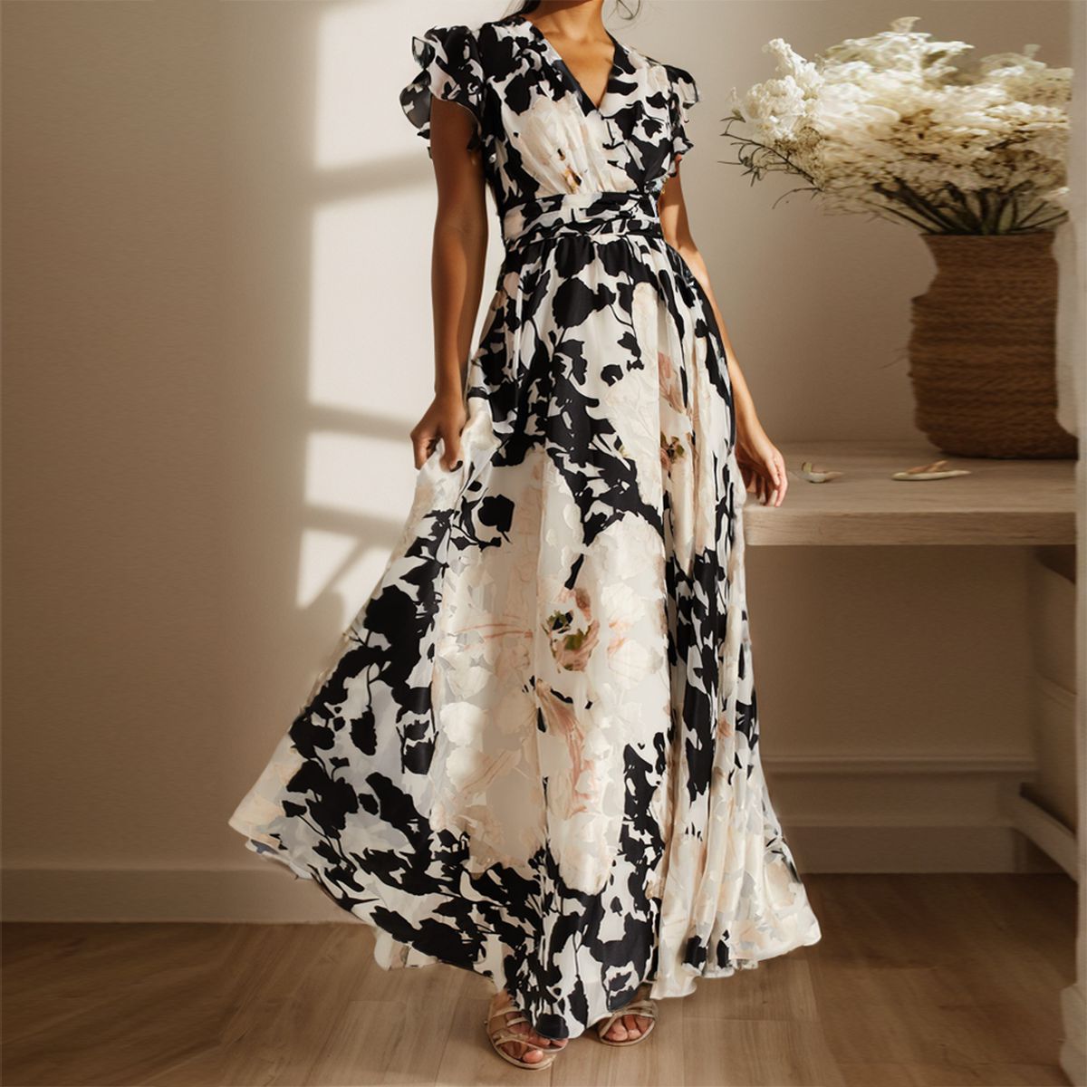 Robe Longue Femme - Coupe Portefeuille - Manches Volantes - Tissu Fluide Élégant