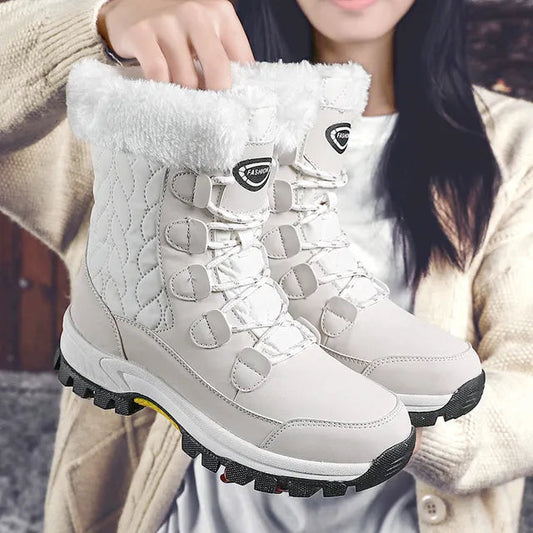 Bottes de neige femme – Mi-hautes – Matériau déperlant – Lacets – Doublure fourrure
