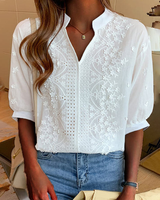 Blouse femme – Coupe décontractée – Manches bouffantes 3/4 – Détail brodé – Tissu respirant