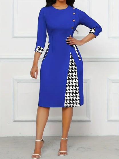 Robe Femme Élégante - Coupe Ajustée Évasée - Col Rond - Manches 3/4 - Détails Boutons