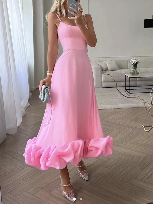 Robe Midi Femme - Bretelles Fines - Coupe Évasée - Ourlet Volanté - Élégante et Chic
