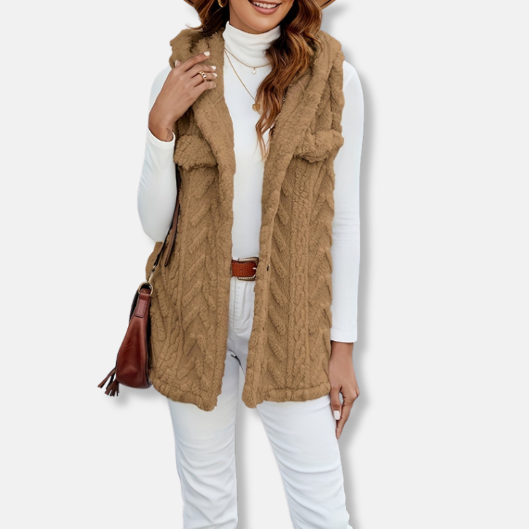 Gilet sans manches à capuche femme – Maille duveteuse – Coupe ample – Boutonné – Poches poitrine