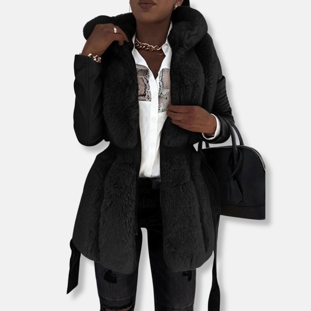 Veste femme en similicuir – Coupe cintrée – Col fausse fourrure – Manches matelassées
