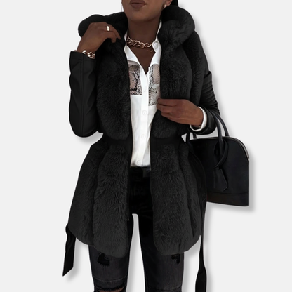 Veste femme en similicuir – Coupe cintrée – Col fausse fourrure – Manches matelassées