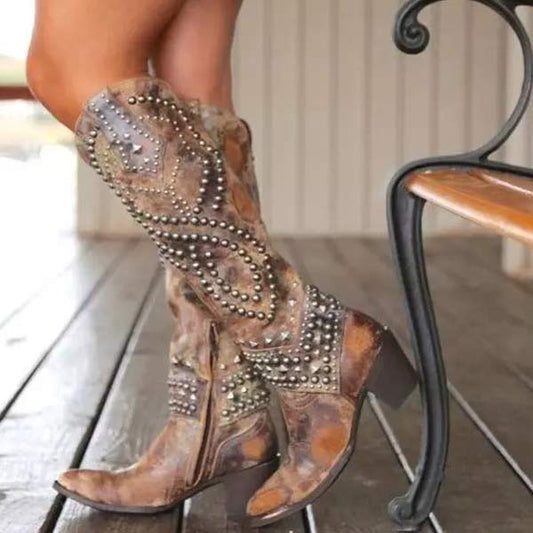 Bottes femme hauteur genou – Cuir vieilli – Talon épais – Rivets – Fermeture zippée