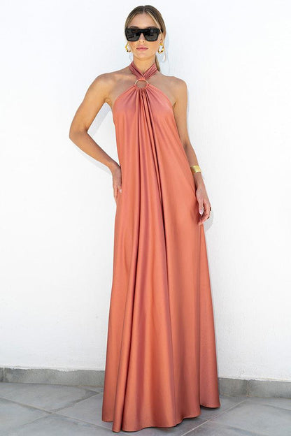 Robe maxi en satin à col halter pour femmes - Élégante et sophistiquée