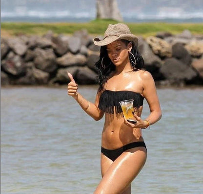 Bikini femme – Haut bandeau à franges – Bas taille basse à découpes – Tissu extensible