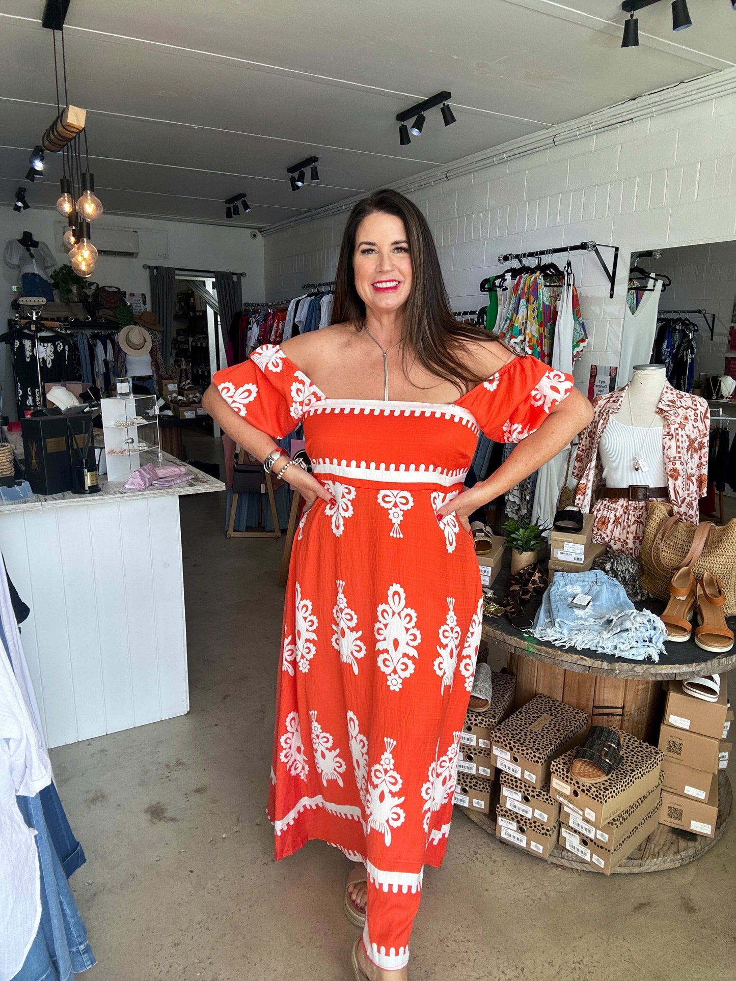 Robe Longue Femme - Épaules Dénudées - Manches Courtes Bouffantes - Fluide et Élégante