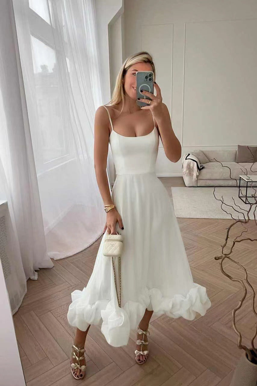 Robe Midi Femme - Bretelles Fines - Coupe Évasée - Ourlet Volanté - Élégante et Chic