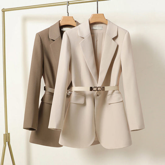 Blazer femme – Coupe décontractée – Taille cintrée – Ceinture boucle métal – Une boutonnière