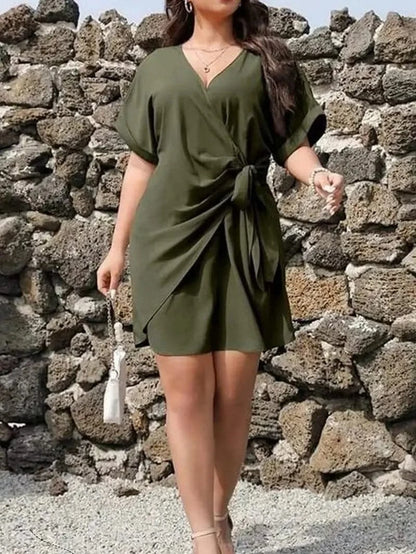 Robe portefeuille élégante avec ceinture ajustable pour femme