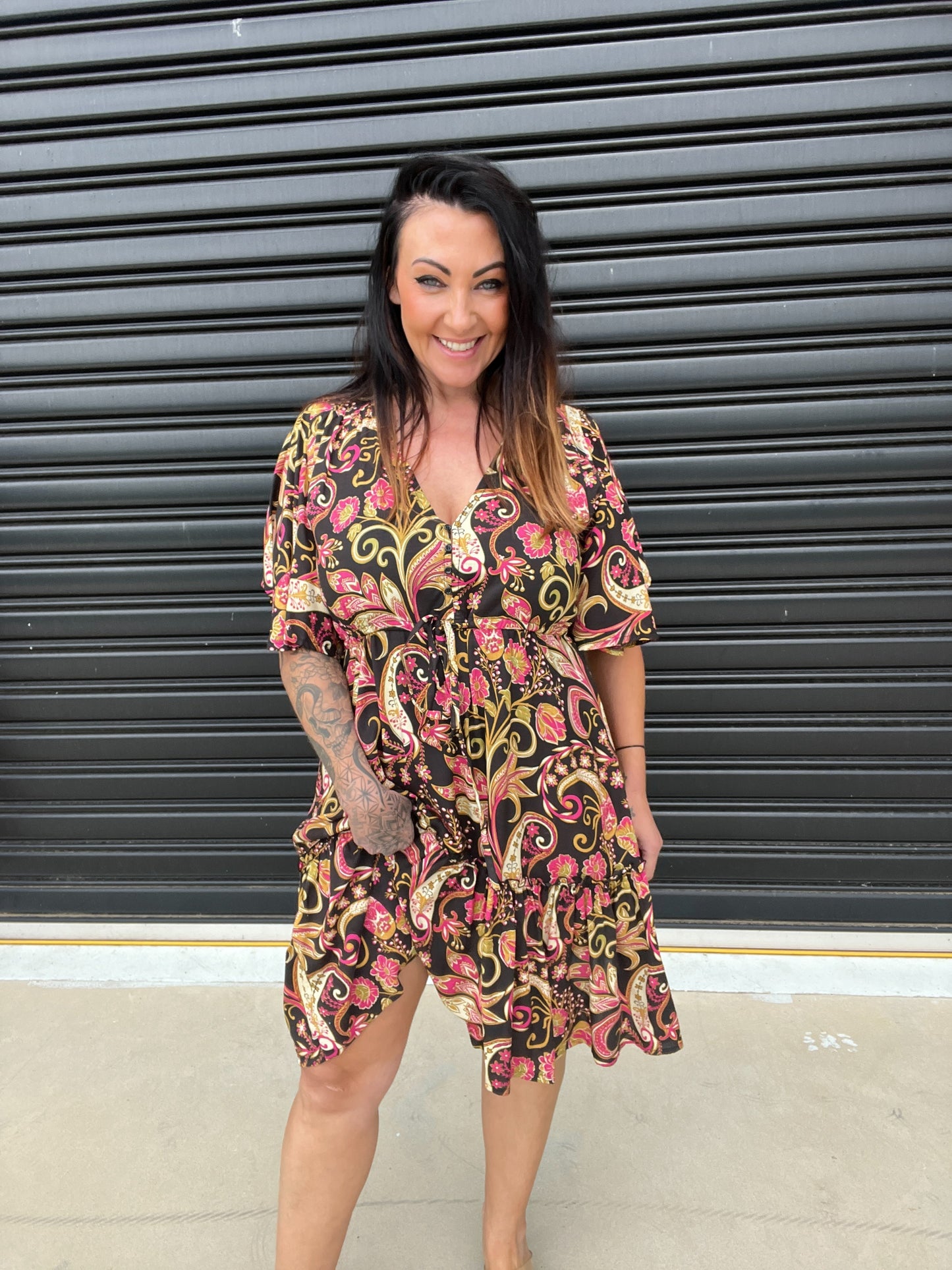 Robe Femme - Imprimé Fleuri - Coupe Évasée - Col V - Manches Courtes Volantes