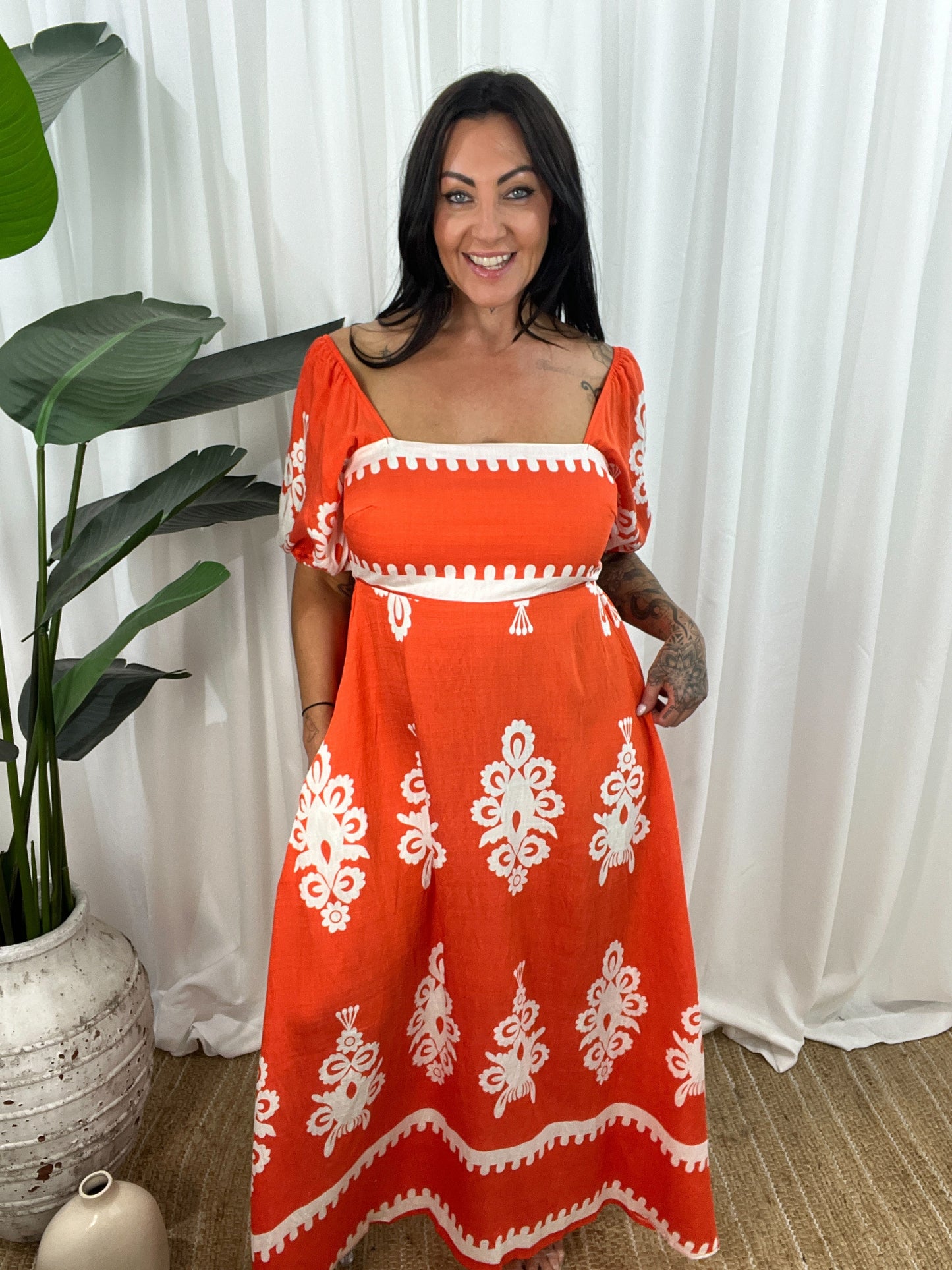 Robe Longue Femme - Épaules Dénudées - Manches Courtes Bouffantes - Fluide et Élégante