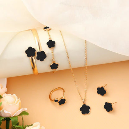 Catherine Ensemble quatre pièces | Élégant ensemble quatre pièces