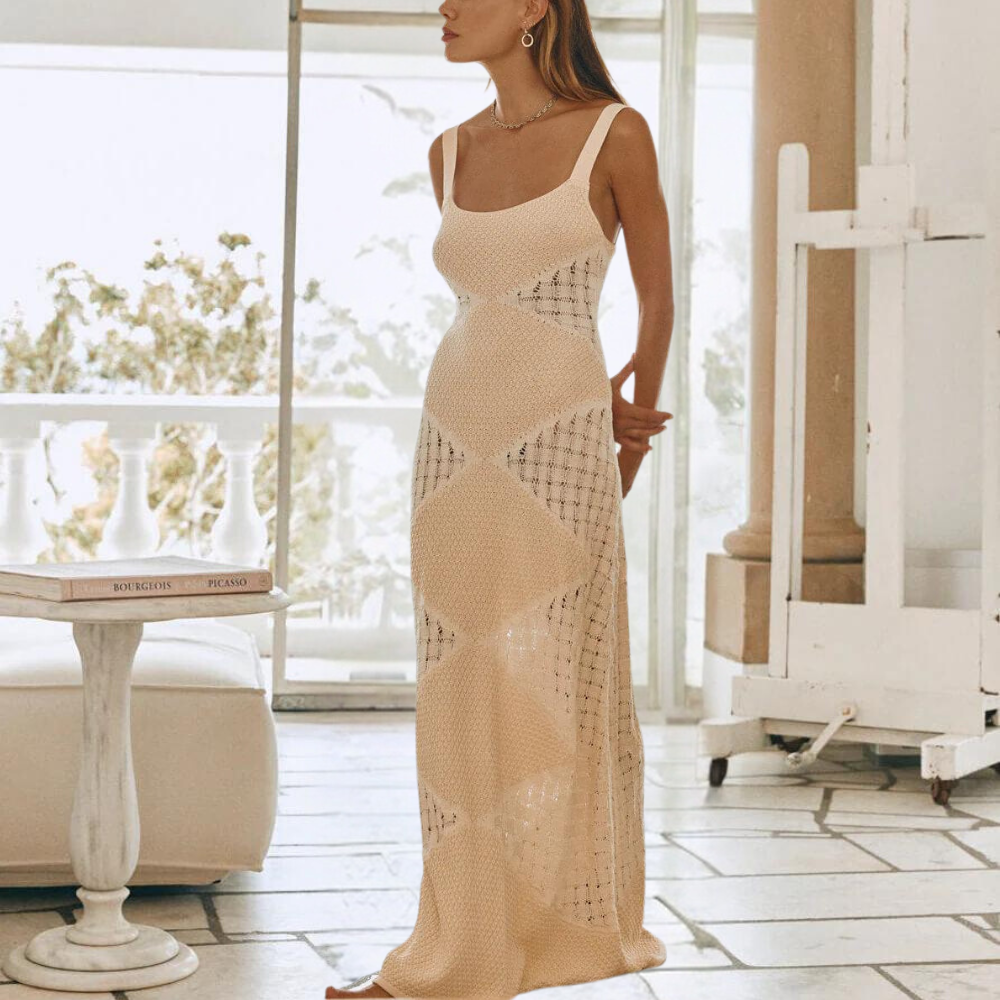 Robe Longue Femme – Dentelle Crochet – Coupe Évasée – Bretelles Fines – Élégante et Aérienne