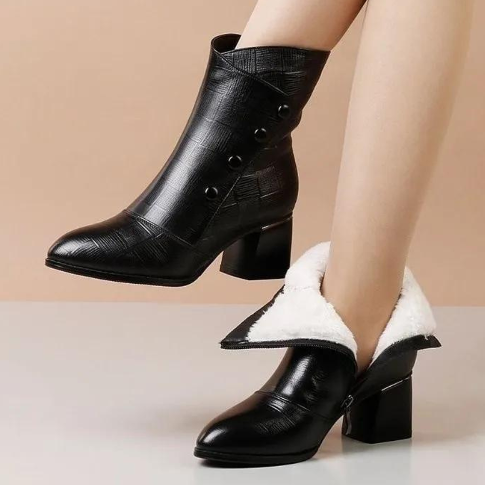 Bottines femme – Talon bloc – Bout rond – Boutons décoratifs – Finition texturée