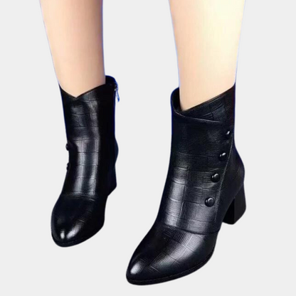 Bottines femme – Talon bloc – Bout rond – Boutons décoratifs – Finition texturée
