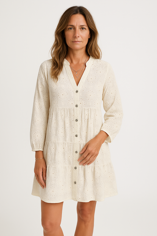 Robe femme – Coton brodé – Coupe ample – Col V – Manches 3/4 – Style bohème