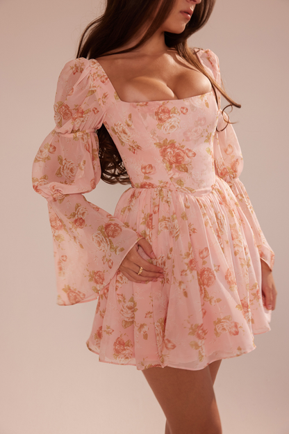 Robe mini femme – Manches longues bouffantes – Encolure carrée – Coupe évasée