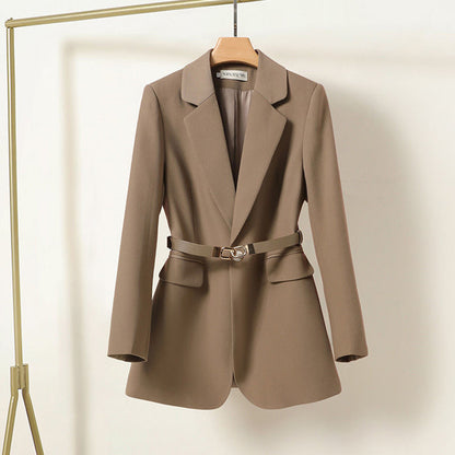 Blazer femme – Coupe cintrée – Ceinture à boucle – Tissu léger structuré