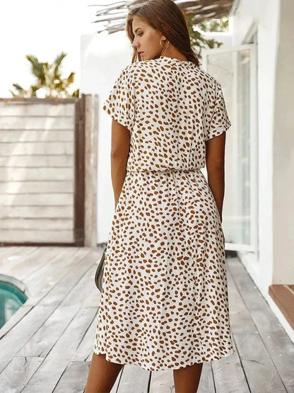 Robe midi femme – Coupe fluide – Tissu respirant – Taille ceinturée – Boutonnée