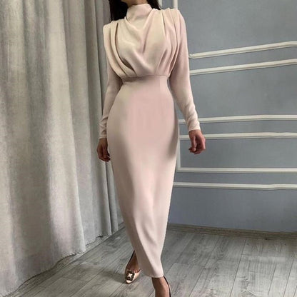 Robe Femme Élégante - Coupe Ajustée - Manches Longues - Col Haut - Style Sophistiqué