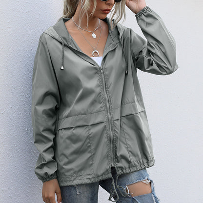 Veste femme à capuche – Déperlante légère – Coupe ample – Fermeture zippée