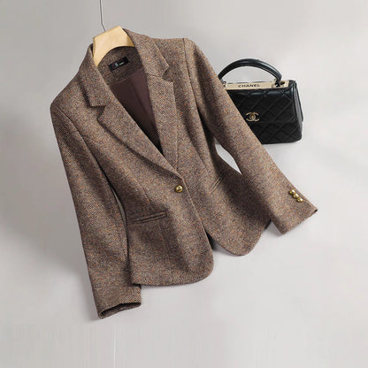 Blazer femme – Coupe cintrée – Tissu de luxe – Revers cranté – Fermeture un bouton