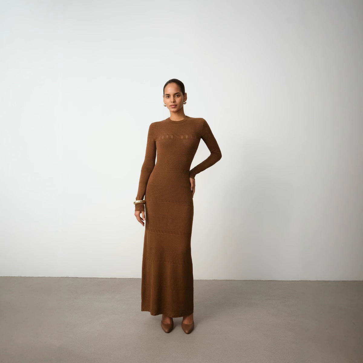 Robe longue femme – Coupe ajustée – Maille côtelée – Manches longues – Col rond