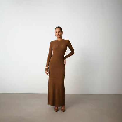 Robe longue femme – Coupe ajustée – Maille côtelée – Manches longues – Col rond