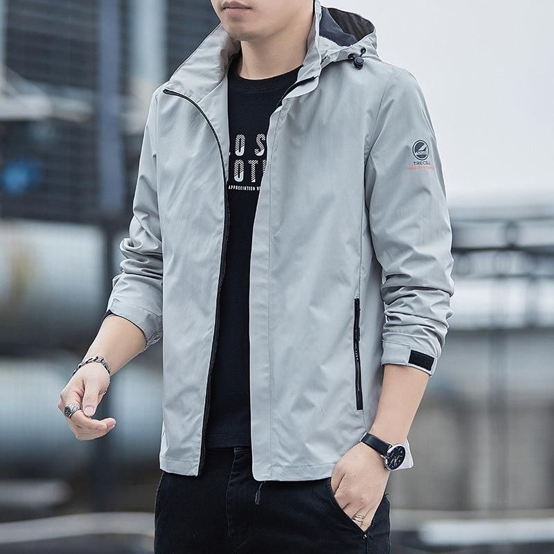 Veste coupe-vent homme – Capuche amovible – Poignets ajustables – Coupe légère