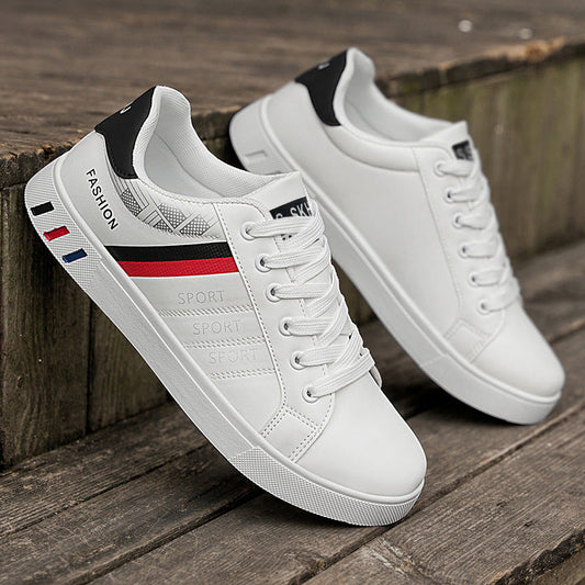 Baskets basses homme – Coupe large – Style sport – Finition cuir – Confort quotidien