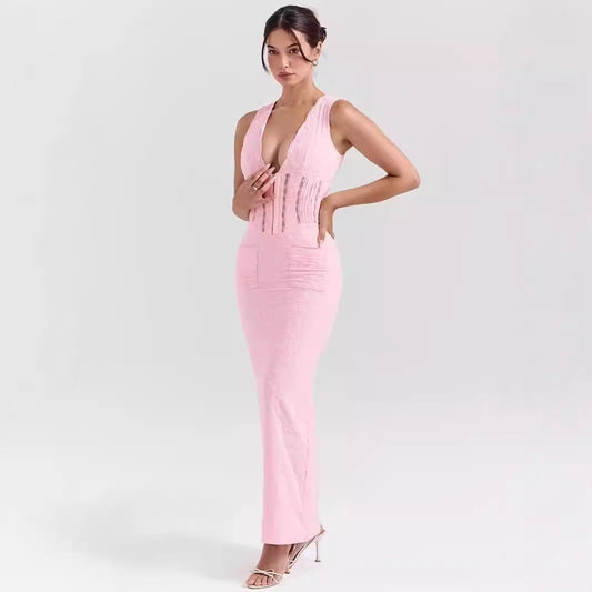 Robe femme longue en dentelle – Coupe ajustée – Taille haute – Décolleté plongeant