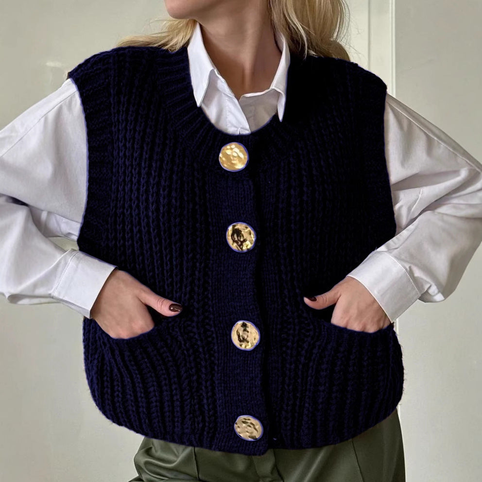 Gilet femme en maille – Coupe oversize – Boutonnage – Texture côtelée – Poches