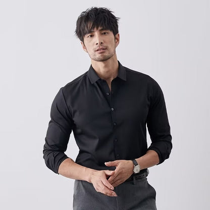 Chemise homme – Coupe slim – Tissu doux effet soie – Manches longues – Boutonnage classique