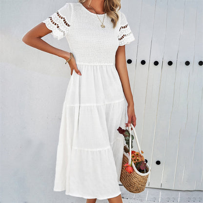 Robe midi femme – Coupe fluide – Buste smocké – Manches courtes ajourées – Jupe à volants