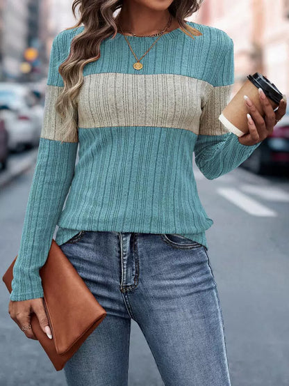 T-shirt manches longues femme – Coupe slim – Maille côtelée – Détail contrastant
