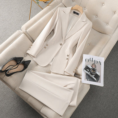 Tailleur pantalon femme – Coupe cintrée – Blazer 1 bouton – Tissu fluide élégant