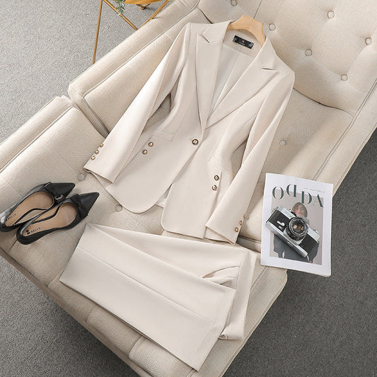 Tailleur pantalon femme – Coupe cintrée – Blazer 1 bouton – Tissu fluide élégant